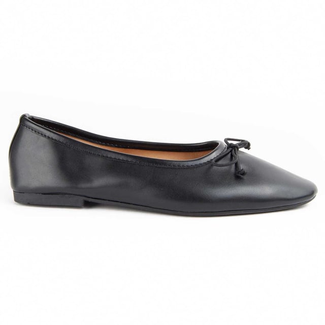 Casual ballerina voor dames. Comfortabele pasvorm. Gefabriceerd door andere merken voor ons merk.