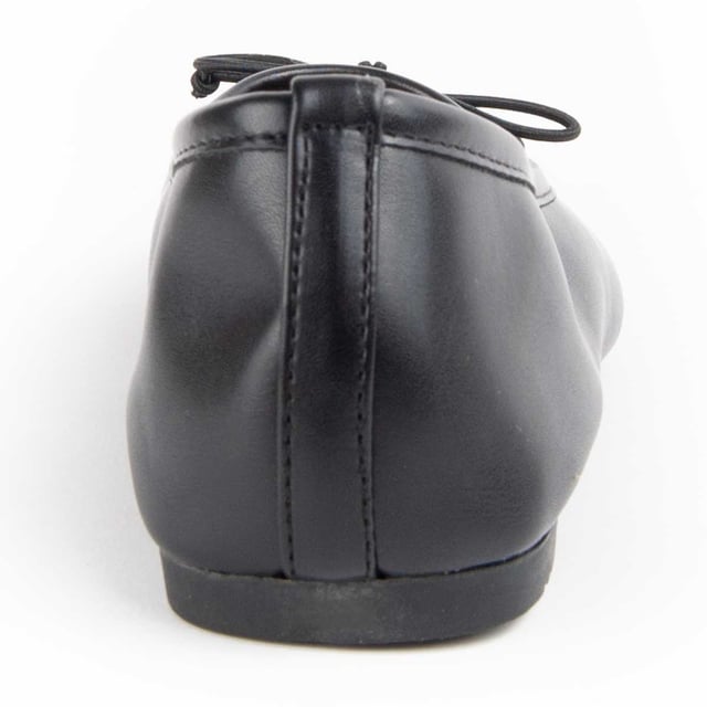 Casual ballerina voor dames. Comfortabele pasvorm. Gefabriceerd door andere merken voor ons merk.