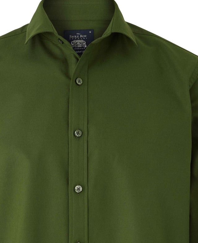Our classic Oxford shirt in khaki. Made from 100% BCI cotton and cut to a slim fit shape which is flattering yet offers ease of movement. Finished with single cuffs. This casual shirt features a curl resistant cutaway collar, with an integral and removable collar stay, split yoke, long tails and stylish single cuffs.