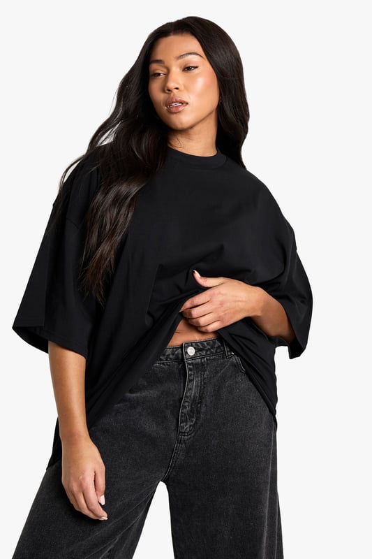 Steal the style top spot in a statement separate from the tops collectionCamis or crops, bandeaus or bralets, we've got all the trend-setting tops so you can stay statement in separates this season. Hit refresh on your jersey basics with pastel hues and pick a quirky kimono to give your ensemble that Eastern-inspired edge. Off the shoulder styles are oh-so-sweet, with slogans making your tee a talking point.