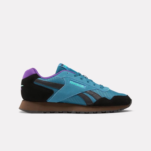 Suede  textile and synthetic upper.Lace-up front fastening.Padded ankle collar and tongue.Reinforced toe cap.Logo at heel and windowbox.Logo tab at tongue.EVA foam midsole.Rubber outsole.