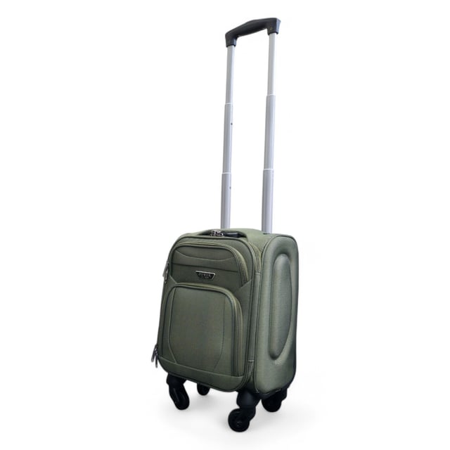 Mejora tu configuración de viaje con esta elegante y práctica maleta debajo del asiento. Diseñada para brindar durabilidad, espacio adicional y una movilidad suave, es la compañera perfecta para cualquier viaje. Características: • Protección premium de carcasa blanda: hecha de nailon premium, material resistente a los impactos para mantener tus pertenencias a salvo de golpes y caídas. • Cerradura de combinación integrada: cada maleta incluye una cerradura incorporada para mantener tus artículos seguros y, al mismo tiempo, cumplir con los estándares de seguridad de viaje. • Sistema giratorio de 4 ruedas: deslízate por los aeropuertos con facilidad gracias a las ruedas giratorias de 360° que ofrecen un movimiento suave y estable. • Construcción liviana: diseñada para ser fuerte pero liviana, lo que facilita levantar y transportar sin esfuerzo sin sacrificar la durabilidad. Tamaño y especificaciones: Debajo del asiento: 36 x 31 x 21 cm (se expande a 26 cm) | 2,05 kg | 33 L Elegante, segura y diseñada para manejar cada aventura: viaja más ligero e inteligente con esta solución de equipaje todo en uno.