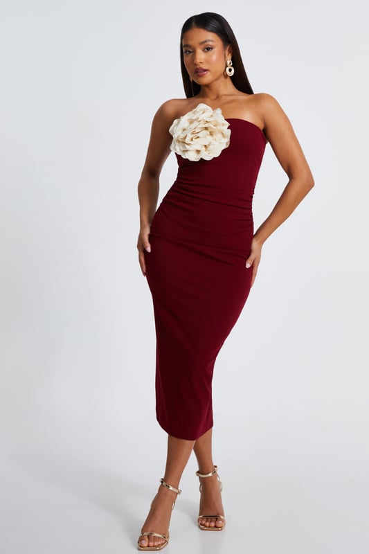 - Bandeau neckline - Corsage detail - Ruched waist - Bodycon style - Model height: 5'3" - Model wears uk 6 / us 2 / eur 34 - Always check the care wash label - Cool hand wash with mild detergent