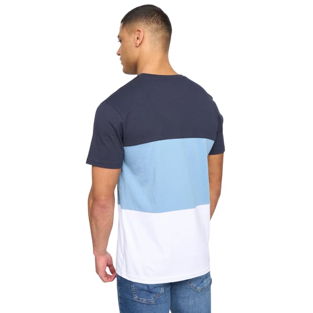 100% Cotton. Fabric: Soft Touch. Design: Colour Block, Logo. Neckline: Crew Neck. Sleeve-Type: Short-Sleeved. Fit: Regular. S: 38 in. M: 40 in. L: 42 in. XL: 44 in. XXL: 46 in.