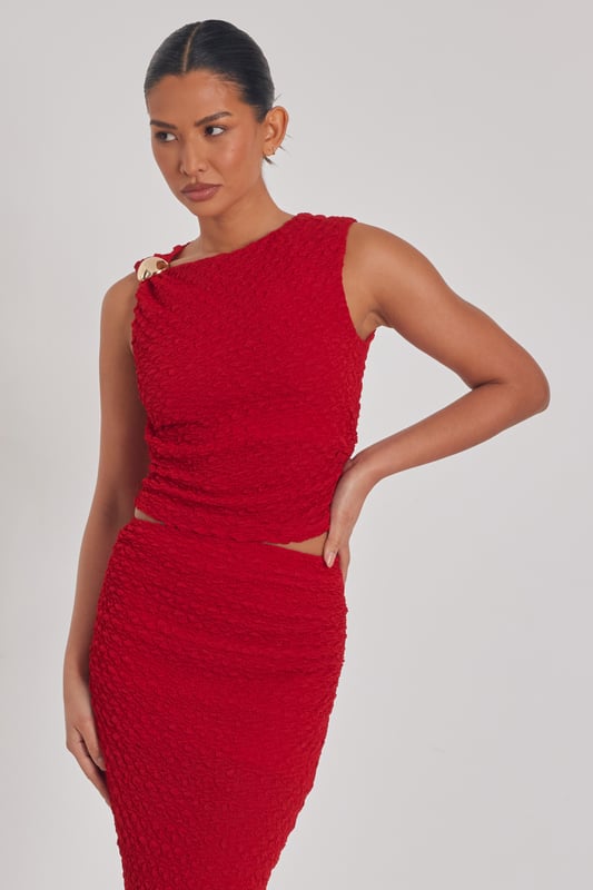 - Textured finish - Trim detail - Cropped fit - Model height: 5'9" - Model wears uk 8 / us 4 / eur 36 - Always check the wash care label - Cool hand wash with mild detergent