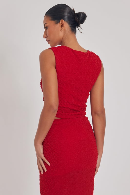 - Textured finish - Trim detail - Cropped fit - Model height: 5'9" - Model wears uk 8 / us 4 / eur 36 - Always check the wash care label - Cool hand wash with mild detergent
