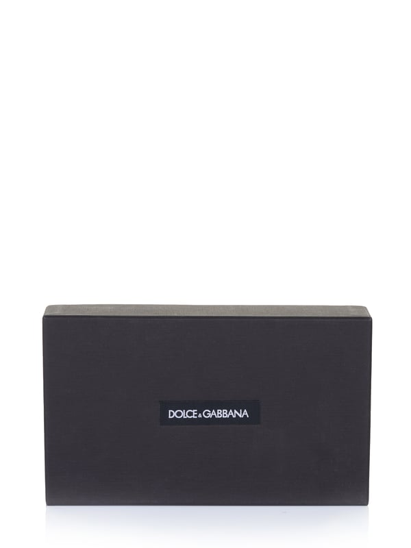 100% Kalbsleder; Dolce & Gabbana Portemonnaie;  Modell: BI0473 A1001 37;  Hochwertig verarbeitet;  100% Kalbsleder;  Reißverschluss;  Drei Innenfächer;  Ein Münzfach mit Reißverschluss;  12 Kartenfächer;  Maße (cm): 19,5 x 11 x 2,5;  Dolce & Gabbana Logodetails