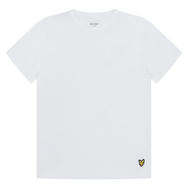 Bring some style to your sleepwear with these timeless cotton-rich lounge set from Lyle & Scott. Cut in a comfortable regular fit  the set comprises a short-sleeved top and pull-on shorts. Embroidered logo patches and branding on the elasticated waistband add a premium finish.
