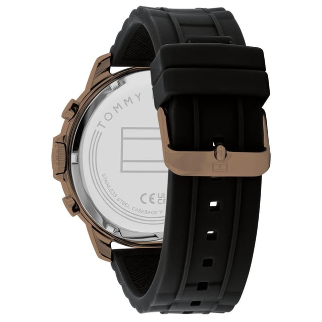 This Tommy Hilfiger Luca Multi Dial Watch for Men is the perfect timepiece to wear or to gift. It's Bronze 50 mm Round case combined with the comfortable Black Rose gold watch band will ensure you enjoy this stunning timepiece without any compromise. Operated by a high quality Quartz movement and water resistant to 5 bars, your watch will keep ticking.