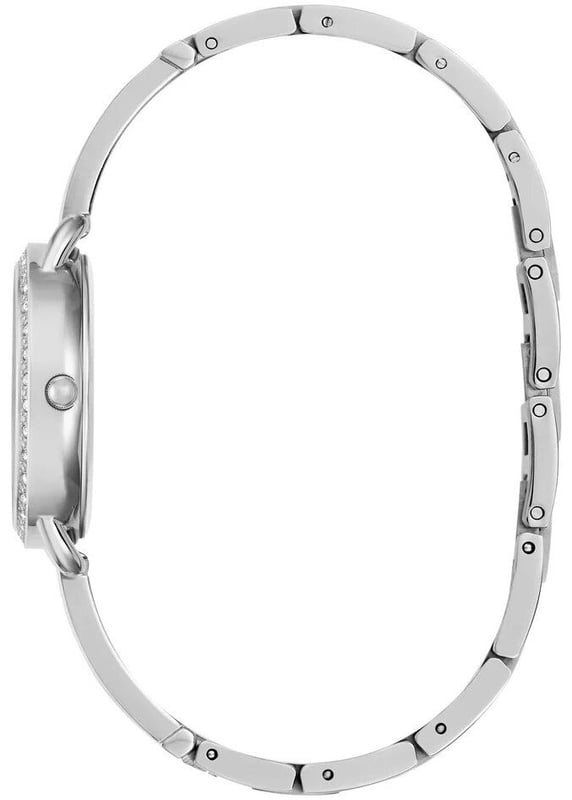 This Guess Tri Bellini Analogue Watch for Women is the perfect timepiece to wear or to gift. It's Silver 30 mm Round case combined with the comfortable Silver Stainless steel watch band will ensure you enjoy this stunning timepiece without any compromise. Operated by a high quality Quartz movement and water resistant to 3 bars, your watch will keep ticking. This fashionable and classic watch matches any outfit at any occasion,it adds style to your life . High quality 19 cm length and 12 mm width Silver Stainless steel strap with a Magnetic Clasp Case diameter: 30 mm,case thickness: 9 mm, case colour: Silver and dial colour: Silver