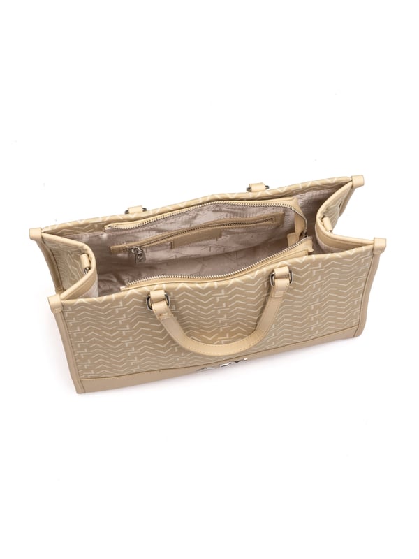 Damen-Shopper-Tasche mit Reißverschluss. zwei Reißverschluss- und zwei offene Innentaschen. fehlende Außentaschen. verstellbarer und abnehmbarer Schultergurt aus Stoff. im Ledergriff. ein Innenfach.  Außenmaterial: Innenmaterial: 100 % Polyester. Maße: 36x30x16 cm. Modeprodukt