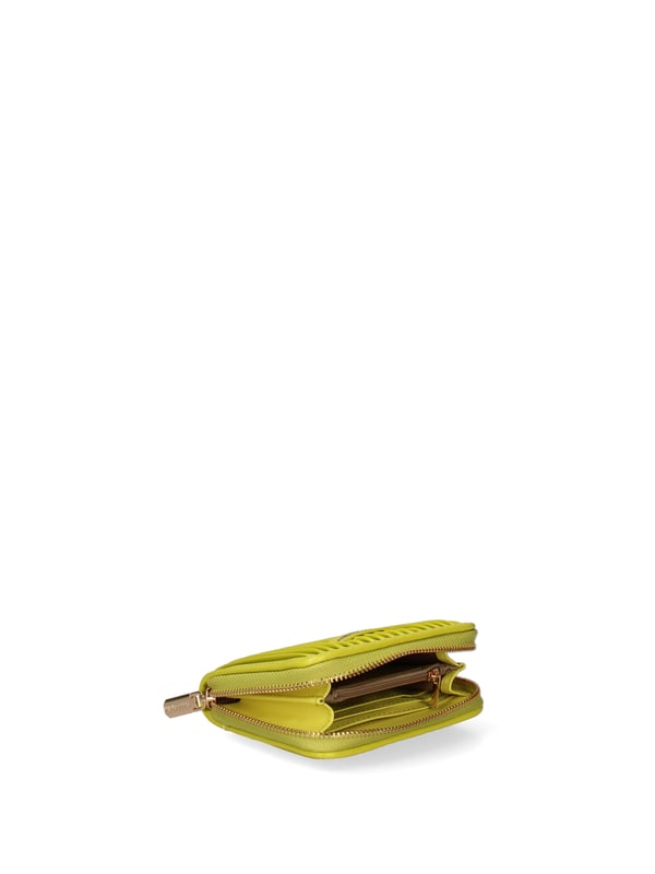 Cartera de mujer. El cierre es con cremallera. Los bolsillos internos son tarjeteros para billetes y monedas. Los bolsillos externos están ausentes. Falta la correa para el hombro. Falta el mango. Hay un compartimento interno. El material externo es 100%PU. Internamente es 100% Poliéster. Medidas: 13x10x3 cm. Producto de moda