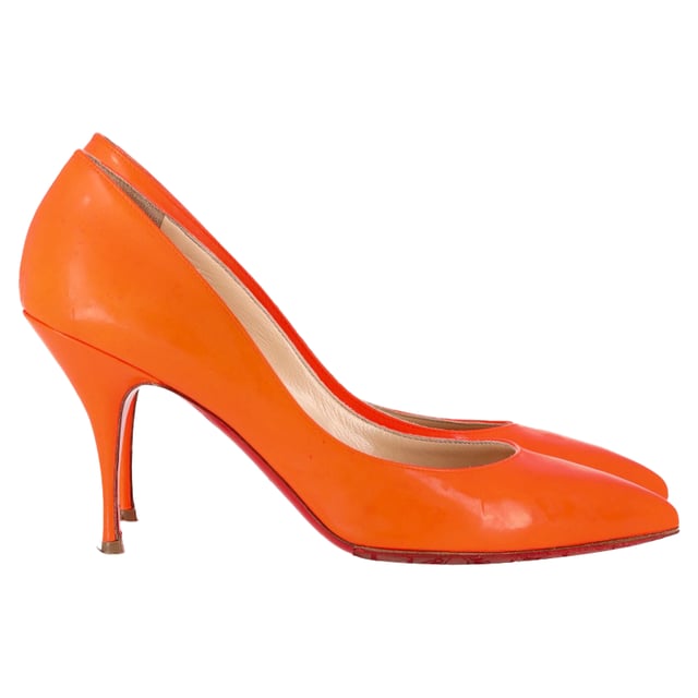 Christian Louboutin Piou Piou Pumps in Orange Leather