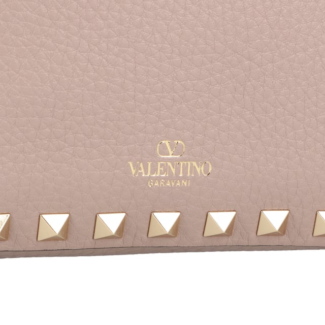 - Rockstud rivets, gold-tone hardware, adjustable shoulder strap, gold-tone logo, top zip fastening
- Dimensions: Width 21cm x Depth 8cm x Height 14 cm
- Made in Italy Measurments:  width: 210 mm height: 140 mm