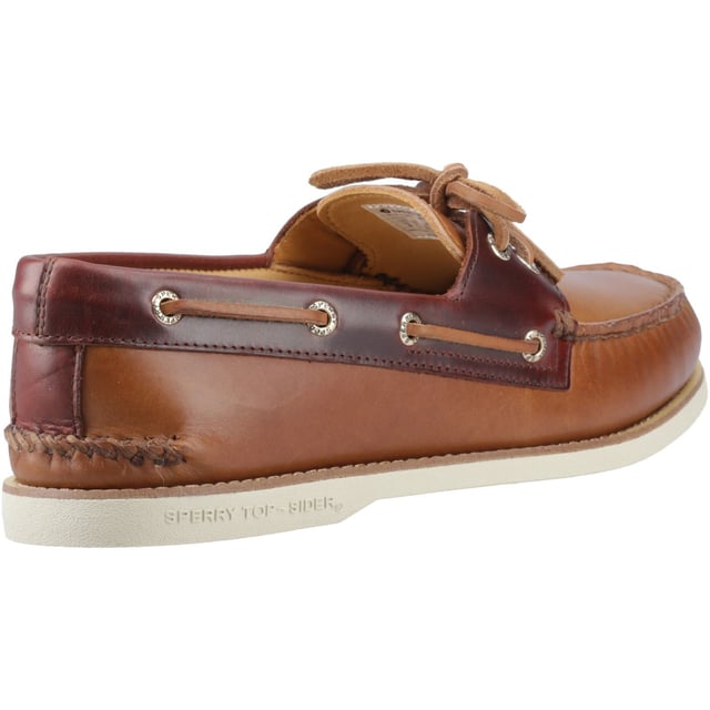 The Gold Cup Authentic Original 2-Eye Boat Shoe represents the pinnacle of a tradition stretching back nine decades. Crafted from premium nubuck with lambskin lining, these boat shoes feature our signature 360° Lacing System