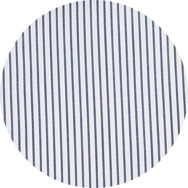 Complete with elegant double cuffs and a curl-resistant collar, this men's formal shirt deserves a place in every gentleman's wardrobe. The 100% cotton construction makes it beautifully soft and easy to care for, while the classic fit shape ensures it's suitable for all builds (especially if you like your shirts fairly roomy). Classic fit; generously proportioned shape. 100% BCI cotton poplin; easy care finish, smooth to the touch. Windsor collar with integral and removable collar stay. Split yoke, long tails, chest pocket. Presented in fully recyclable packaging. Machine washable at 40°C.