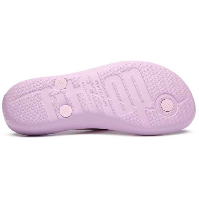 Sandalias ergonómicas Fitflop iqushion moradas para mujer con suela de goma. Incluyen: entresuela iqushion ergonómica y ultraligera, y plantilla anatómica.
