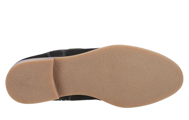 The Cotswold Signet Women's Ankle Boots offer a stylish fusion of cowboy charm and country flair. Designed with a side zip opening for easy wear, these boots feature intricate embroidered detailing on the toe, adding a unique touch to their sleek look. Comfort is key, thanks to the memory foam footbed that ensures a cushioned and supportive fit all day long. Perfect for keeping your feet comfortable and effortlessly stylish throughout the summer, the Cotswold Signet boots bring both function and fashion to your footwear collection.
-Stylish blend of cowboy charm and country flair
- Side zip opening for easy wear
- Intricate embroidered detailing on the toe
- Memory foam footbed for cushioned, supportive fit
- Perfect for all-day comfort and summer style
- Combines function and fashion in one boot