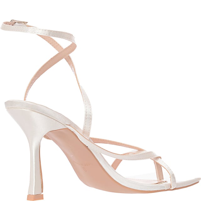 Upper: 100% Textile, Lining: 100% Polyurethane, Sole: 100% Polyvinylchloride Womens Be Mine Bridal Celiah Toepost Heel  In Cream