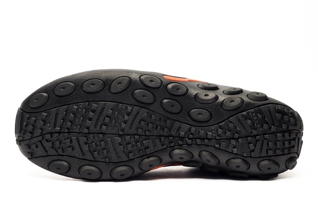 NEW IN  2025 MODEL & COLOUR
These Merrell Jungle Moc mens slip-on leather shoes are a true classic. Crafted with premium suede leather uppers, they offer a stylish look and comfortable feel. The convenient slip-on design, combined with side elastic panels ensures easy on-and-off wear, whilst M-Select FRESH technology helps control odor, keeping your feet feeling fresh.
For all-day comfort and support, these shoes feature a moulded EVA footframe and a cushioned heel, ideal for everyday wear. The M-Select GRIP outsole enhances shock absorption and delivers long-lasting durability.



NEW IN  2025 MODEL & COLOUR
- Suede leather upper
- Textile lining
- M-Select FRESH treatment
- Compression moulded EVA foot frame
- Air cushioned heel
- M-Select GRIP outsole
- Comfort cushioned insole
- Merrell branding