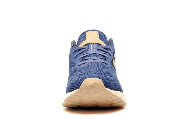 NEW IN  2025 MODEL & COLOUR
 These mens New Balance Fresh Foam Arishi v4 running shoes feature a superior responsive midsole with fresh foam cushioning to provide outstanding comfort and a bounce back step while promoting a more natural foot movement. The breathable mesh upper with no-sew overlays delivers a sleek fit keeping you on track to deliver a 5-star run time after time. These running shoes are truly a must have for any high-performance trainer collection.
 NEW IN  2025 MODEL & COLOUR
 - Textile / mesh / synthetic mix upper
 - Fresh foam technology delivers superior cushioning
 - Lace-up closure for secure fit
 - Superior padded ankle and heel support
 - Durable rubber outsole
 - New balance branding throughout