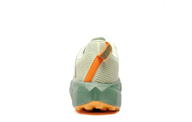 NEW IN  2025 MODEL & COLOUR
Unleash speed and power with the New Balance FuelCell Venym Trainers, engineered to elevate your performance. Designed for athletes who demand agility and responsiveness, these trainers feature advanced FuelCell foam for optimal propulsion, delivering a light, fast feel with every stride.
The engineered mesh upper enhances breathability and keeps you cool during intense activity, while the adjustable lace closure ensures a locked-in fit for added comfort and security. The toe protector safeguards your feet from rocks and debris, making them perfect for both trail and track.
Equipped with a Hydrohesion rubber outsole, these running shoes provide superior traction, even in wet conditions, giving you maximum control as you push your limits. Experience unmatched speed, comfort, and durabilityno matter what the challenge.

NEW IN  2025 MODEL & COLOUR
- Engineered mesh upper for breathability
- Adjustable lace closure for a locked in fit.
- FuelCell foam delivers a propulsive feel
- Toe Protect technology
- Heel pull = Easy On/Off wear
- Hydrohesion rubber outsole delivers high grip
- New Balance branding throughout