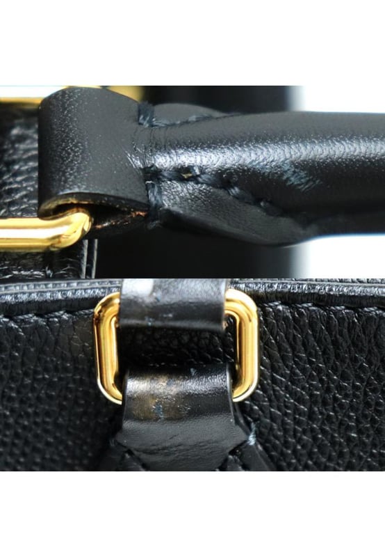 Brand: Louis Vuitton
Model: Onthego
Color: Black
Material: Leather
Inclusions: None
Dimensions: 26cm x 34cm x 15cm
Serial number: M45595
Country of origin: France
Condition: B - good condition.
Outside condition : Overall Traces of Use - Scratches
Inside condition : Good condition
Handle condition : Base of handle Peelings Slight
Corner condition : Discoloration Slight - scratches
Metal fittings condition : ScuffsBrand: Louis VuittonType: toteMain Material: Leather