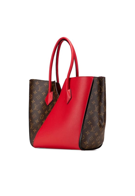 The Kimono MM features a monogram canvas and leather body rolled leather handles an open top with a lobster claw closure and an interior zip compartment.Brand: Louis VuittonCondition: Pre-lovedType: Tote BagRating: B+Main Material: CanvasDimensions (LxWxD): 28.5x26x13Strap Drop: 24.5Dust Bag: YesComments: Exterior Back stained with Other. Exterior Bottom stained with Other. Lock Scratched. Embellishment Scratched. Exterior Front stained with Other. Exterior Handle Out Of Shape Worn. Exterior Handle stained with Other. Interior Pocket stained with Other. Interior Lining stained with Other. Practical Attachment Scratched. Exterior Side Worn. Exterior Top Cracked. Zipper Scratched.