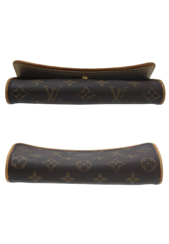 Brand: Louis Vuitton
Model: Twin
Color: Brown
Material: Canvas
Inclusions: 
Dimensions: 10cm x 19cm x 2.8cm / 3.93&#x27;&#x27; x 7.48&#x27;&#x27; x 1.1&#x27;&#x27;
Serial number: SD0112
Country of origin: United States
Condition: B - good condition.
Outside condition : Slight loss of shape Slight rubbed
Inside condition :  Slight rubbed
Handle condition : Slight cracks
Corner condition :  Slight rubbed
Metal fittings condition : Slight scratchesBrand: Louis VuittonType: shoulderMain Material: Canvas