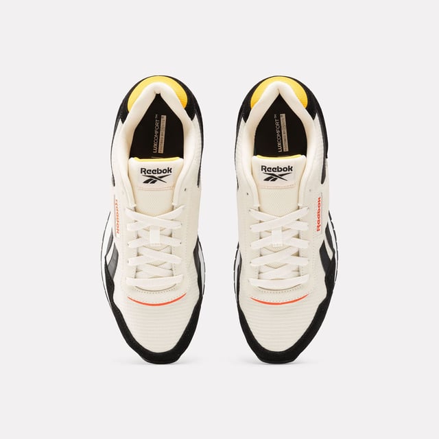 Reebok Glide Trainers in white black.- Suede upper.- Lace up fastening.- Reebok branding.- EVA Midsole.- Rubber sole.- Ref: 100207950