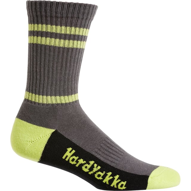 Everyday socks you can wear year-round. These men's socks are made from a high-quality polycotton blend with a comfy padded footbed and seamless toes.