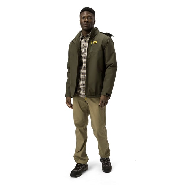 Leicht im Gewicht und stark in der Wärme, enthält diese Jacke die Merkmale, die Sie von CAT erwarten. Werfen Sie sie über ein Flanellhemd oder einen Sweatshirt bei gemäßigten Temperaturen oder tragen Sie sie unter einer Jacke als Teil Ihres Schichtsystems an bitterkalten Tagen.