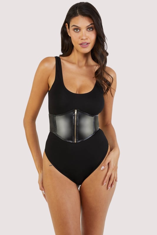 Unleash your inner vixen in our Wolf &Whistle Melody Black Jersey Body with a sizzling PU panel. This cheeky number is the ultimate blend of comfort and allure, perfect for those who know how to make an entrance!




Detachable PU panel
Popper fastening gusset
Scoop neck 
Brief style bottom
High rise legs 
Pull on