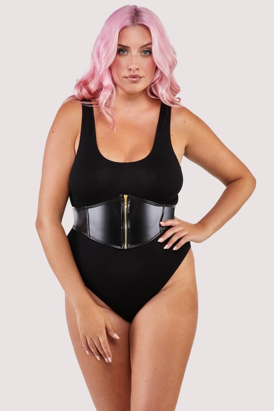 Unleash your inner vixen in our Wolf &Whistle Melody Black Jersey Body with a sizzling PU panel. This cheeky number is the ultimate blend of comfort and allure, perfect for those who know how to make an entrance!




Detachable PU panel
Popper fastening gusset
Scoop neck 
Brief style bottom
High rise legs 
Pull on