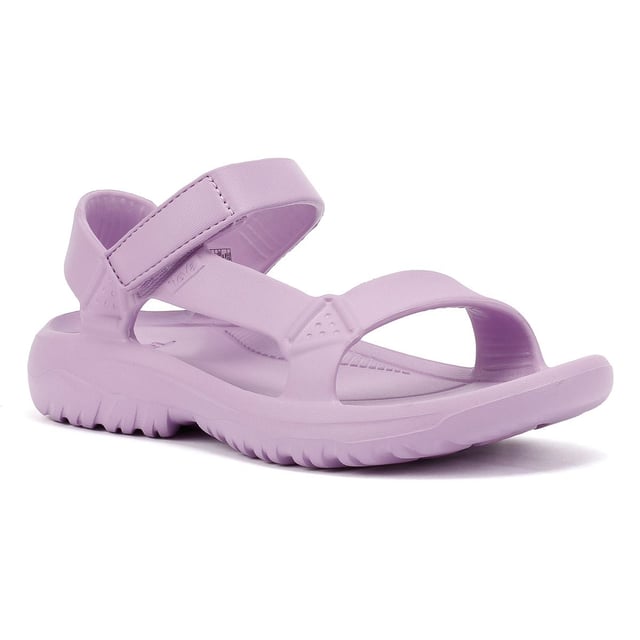 Ultra-lightweight EVA sandals crafted with a full injection-molded design for maximum comfort and durability. Features an easy hook-and-loop closure for a secure, adjustable fit. Water-friendly, vegan, and made with recycled sustainable materials.