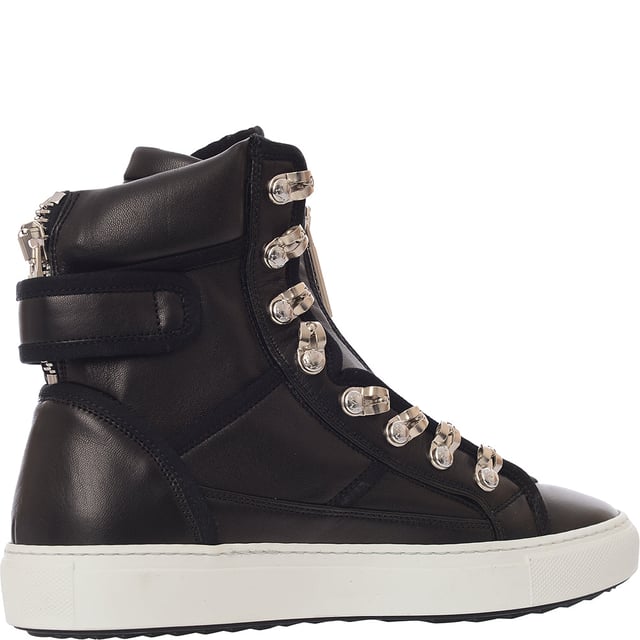 Dsquared2 Sneakers
       - Brand: Dsquared2
       - Material: 100%Lambskin
       - Colour: Black