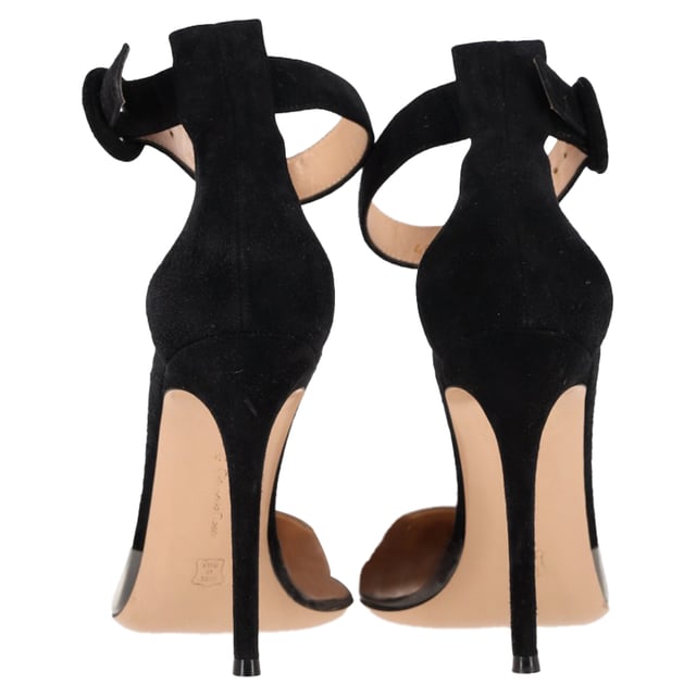 VINTAGE, RRP AS NEW

These Gianvito Rossi sandals are artfully crafted in a combination of leather, suede and PVC that lend it a contemporary chic look. Featuring a pointed toe, this pair comes with an ankle strap and 10.5 cm heel. Look your fashionable best by styling them with a classy dress and statement accessory.

Gianvito Rossi PVC Ankle Strap Pumps in Black Suede
Condition: Excellent
Signs of wear: No visible sign of wear. No Mark at insole.,  Very light mark at soles.
Packaging: Dust bag
Color: black
Material: Suede | suede
Size: EU | 39
Measurements: Heel height: 110; Insole length: 260
SKU: NAPPUGBSH480444W