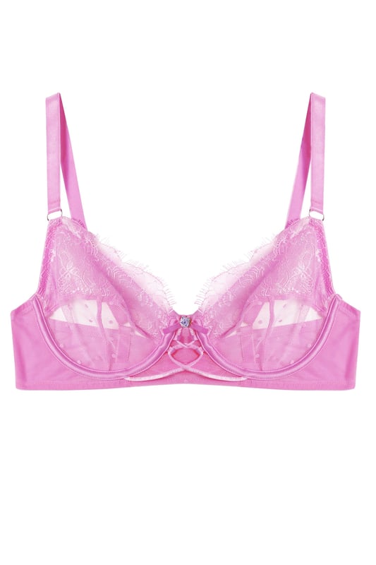 She's nothing like you've seen before. ZIGGY.With her spotted mesh, lace edges and zigzag bridge detailing, she makes herself known. She comes in a sweet candy pink colourway, and is finished with a satin pink and blue centre bow. She's simply unmissable, a unique addition to your lingerie drawer...

Balcony shape
Spot, lace, and zigzag detailing
Mesh cups
Adjustable straps
Hook and eye closure
Satin bow