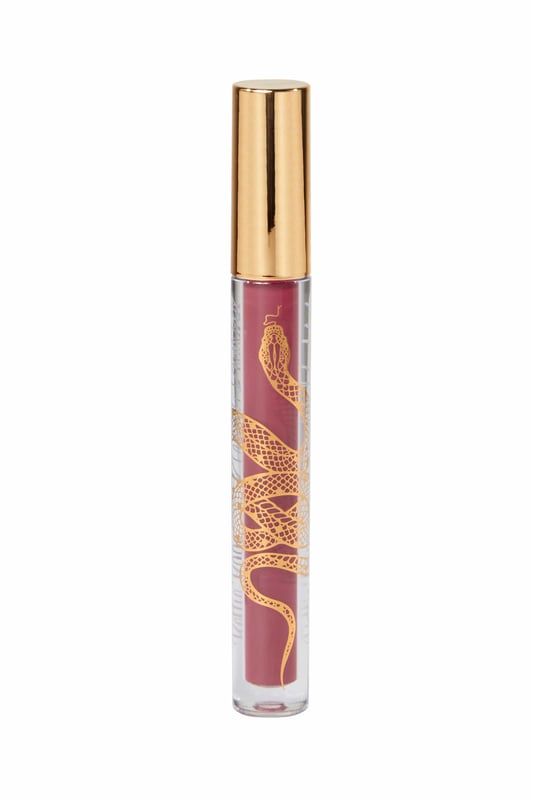 ',"11":4,"12":0}'sheetsvalue''Be your own icon with Bettie Page Beauty. Adorn your lips with creamy, velvety matte colour that lasts. Infused with cocoa butter and bees wax, this rich crueltyfree colour is skinfriendly and hydrating for the perfect pinup pout.




Dusty Pink Peek shade
Ecofriendly
Longlasting formula
Crueltyfree




INGREDIENTS: ISODODECANE DISTEARDIMONIUM HECTORITE MICA BEESWAX\CERA ALBA\CIRE DABEILLE FLAVOR\AROMA COCOA BUTTER\THEOBROMA CACAO(COCOA) SEED BUTTER HYDROGENATED POLYCYCLOPENTADIENE PROPYLENE CARBONATE ALUMINUM OXIDE\ALUMINA DIMETHICONE PETROLATUM TRIMETHYLSILOXYSILICATEISOPROPYL TITANIUM TRIISOSTEARATE TRIETHOXYCAPRYLYLSILANEMAY CONTAIN/ PEUT CONTENIR [+/]: TITANIUM DIOXIDE\CI 77891 YELLOW 6 LAKE\CI 15985 RED 7 LAKE\CI 15850 RED 28 LAKE\CI 45410 YELLOW IRON OXIDE\CI 77492RED 30\CI 73360 RED IRON OXIDE\CI 77491 RED 21 LAKE\CI 45380 RED 40 LAKE\CI 16035 BLACK IRON OXIDE\CI 77499 BLUE 1 LAKE\CI 42090