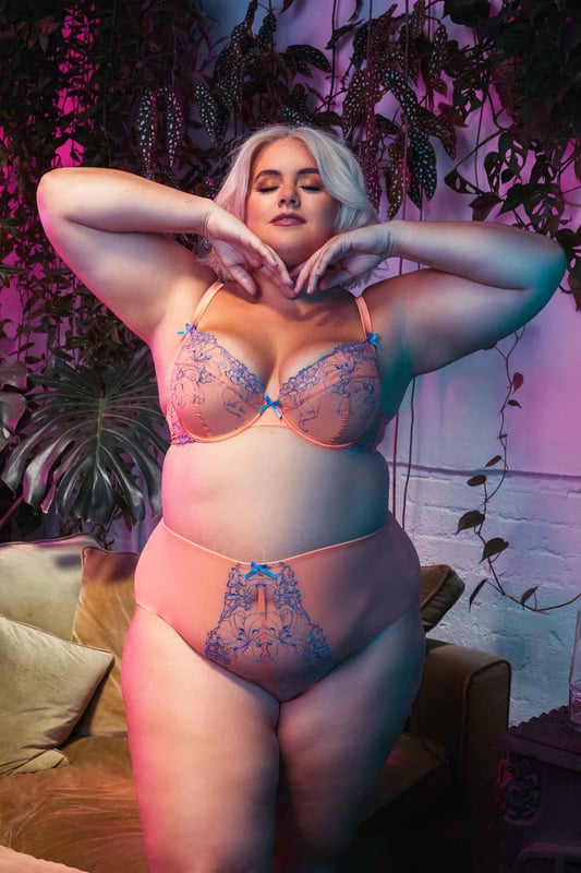 Look and feel your best in the luxurious Palm Bay Coral Embroidery High Waist Brief. Crafted from soft coral sheer mesh and enhanced with beautiful cornflower blue floral embroidery and matching satin bow details, this High Waisted Brief has a elasticated high waist for ultimate comfort. Let this romantic lingerie delight and inspire you! Match with the Palm Bay Plunge Bra and Suspender Belt for the full flirty finish. 




Coral Mesh High Waist Brief
Cornflower Blue Floral Embroidery
Elasticated Waist
Bow detail
Sheer mesh back




Main: 62% Polyester 38% Polyamide. Main 2: 86% Polyamide 14% Elastane. Gusset Liner: 100&Cotton. Excluding Trims.