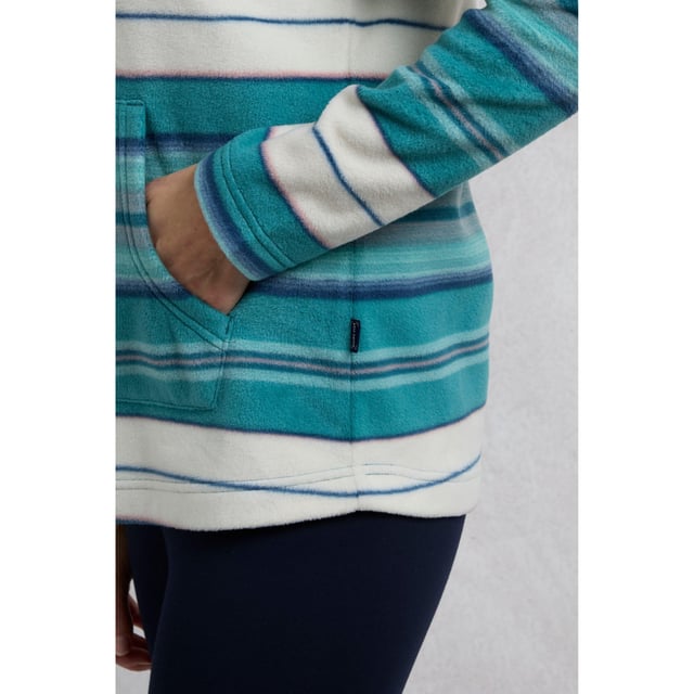 100% Polyester. Fabric: Microfleece. Design: Logo, Stripe. Hood Features: Drawcord, Sew-On. Neckline: Hooded. Sleeve-Type: Long-Sleeved. Pockets: 1 Kangaroo Pocket. Fastening: Pull Over, Quarter Zip. 8 UK: 33 in. 10 UK: 135 in. 12 UK: 37 in. 14 UK: 39 in. 20 UK: 45.5 in. 22 UK: 47.5 in. 18 UK: 44 in. 16 UK: 41 in.