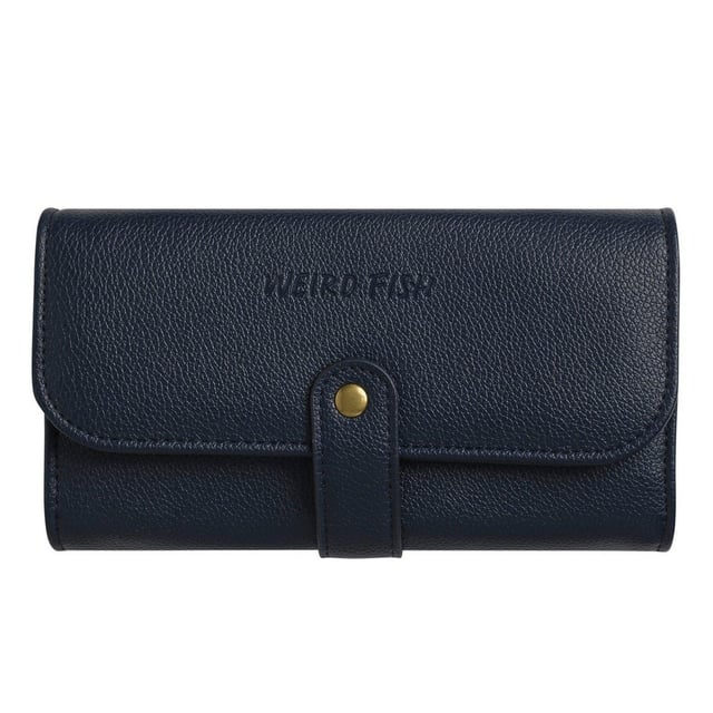 100% Polyurethane. Fabric: Faux Leather. Design: Embossed, Logo. Compartments: Card Slot, Note. Pockets: Zip, 1 Coin Pocket. Fastening: Popper.