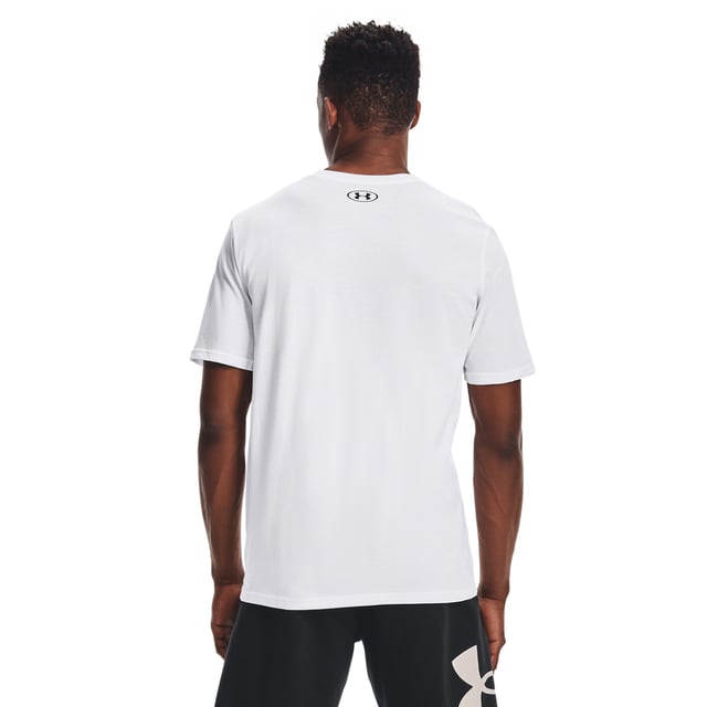 60% Cotton, 40% Recycled Polyester. Fabric: Soft Touch. Design: Logo, Plain. Neckline: Crew Neck, Ribbed. Sleeve-Type: Short-Sleeved. Fabric Technology: Lightweight, Quick Dry. Fit: Loose. S: 36 in. M: 40 in. L: 44 in. XL: 53 in. XXL: 48 in. 3XL: 54 in.