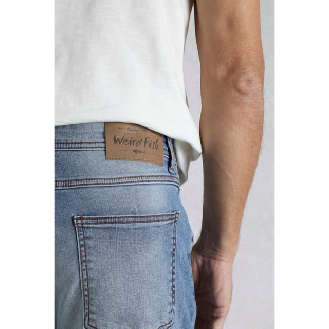 98% Cotton, 2% Elastane. Fabric: Denim, Stretch, Vintage Wash. Design: Logo. Pockets: 2 Side Pockets, 2 Back Pockets, 1 Coin Pocket. Fastening: Button, Zip Fly. Belt Loops. Fit: Straight.