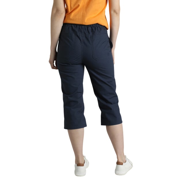 100% Cotton. Design: Plain. Fastening: Mock Zip, Zip Fly. Fabric Technology: Durable, Ripstop. Length: 3/4 Length. Pockets: 2 Side Pockets, 2 Back Pockets. Waistline: Elasticated.