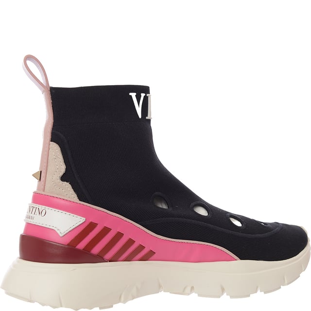 Valentino Garavani Womens Sneaker In Black