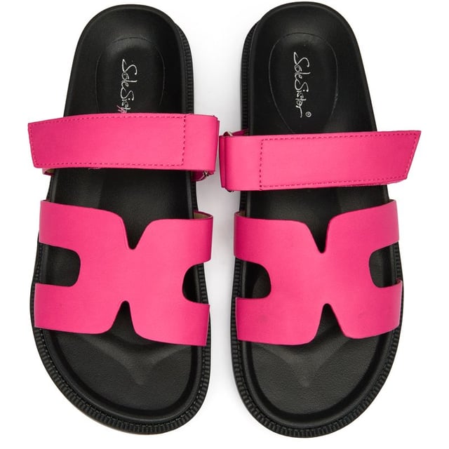 Roze Solesister Hope-sandalen voor dames, gemaakt van synthetisch materiaal en een synthetische zool. Voorzien van klittenbandsluiting aan de bovenkant voor een goede pasvorm en een synthetische voering en binnenzool.