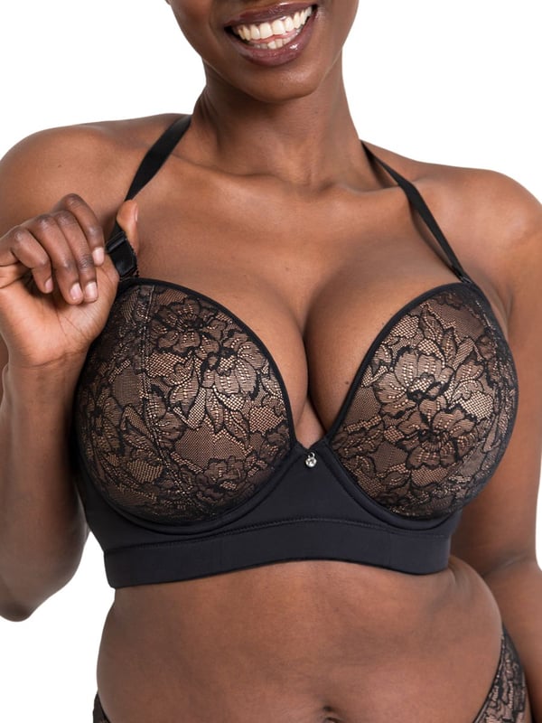 Curvy Kate SuperPlunge Strapless Bra. Multiway strapless bra with an ultra low plunge, inner side sling, cushioned longline band, moulded foam lined cups, multiway straps and lace details. The product is recommended for hand wash only.