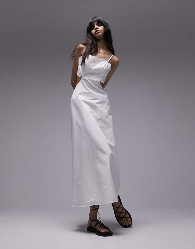 Dresses by Topshop Welcome to the next phase of Topshop Square neck Adjustable straps Shirred panel Cut-out waist Zip fastening Regular fitSold By: Asos