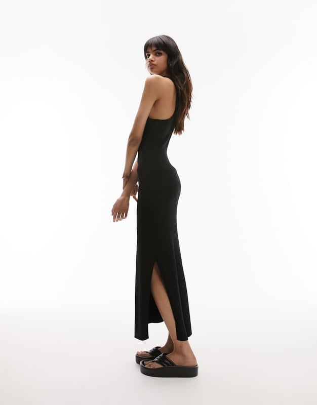 Dresses by Topshop Welcome to the next phase of Topshop High neck Cross front Sleeveless style Side split Regular fitSold By: Asos